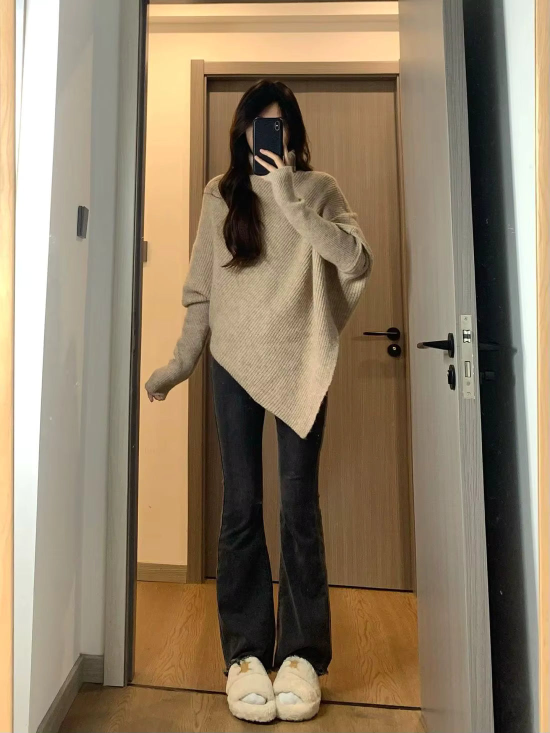 Loose Batwing-Sleeve Turtleneck Knit Sweater