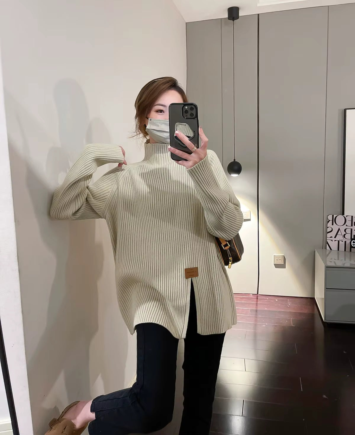 Soft Ribbed Knit Pullover Sweater