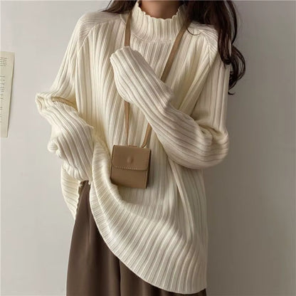 Loose-Fit Turtleneck Knit Sweater