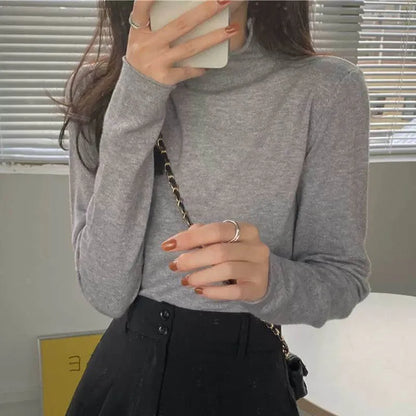 Elegant Turtleneck Knit Pullover