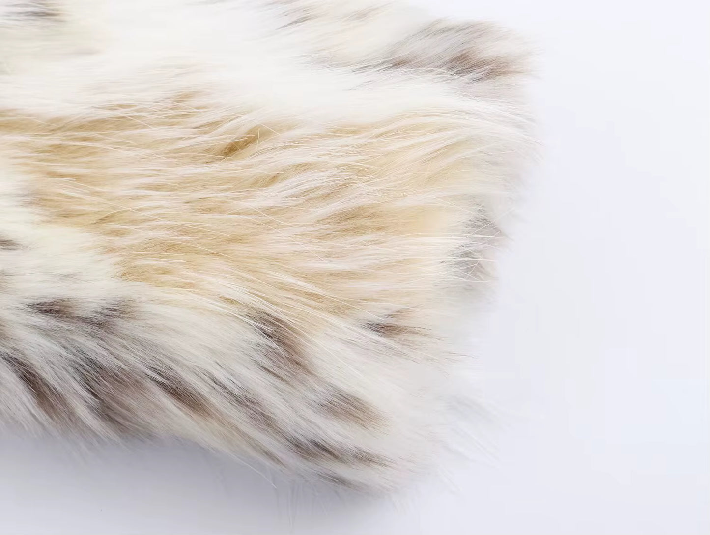 Autumn Winter Leopard Faux Fur Jacket Coat Women Short Plush Stand Collar Panelled Jacket Female Warm Stylish Outerwears Lady