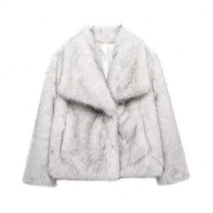 Elegant faux fur loose-fit coat with wide lapel and long sleeves Vohran UK
