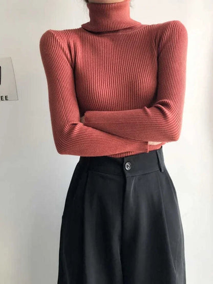 Slim ribbed turtleneck knit sweater with long sleeves and fitted silhouette Vohran UK